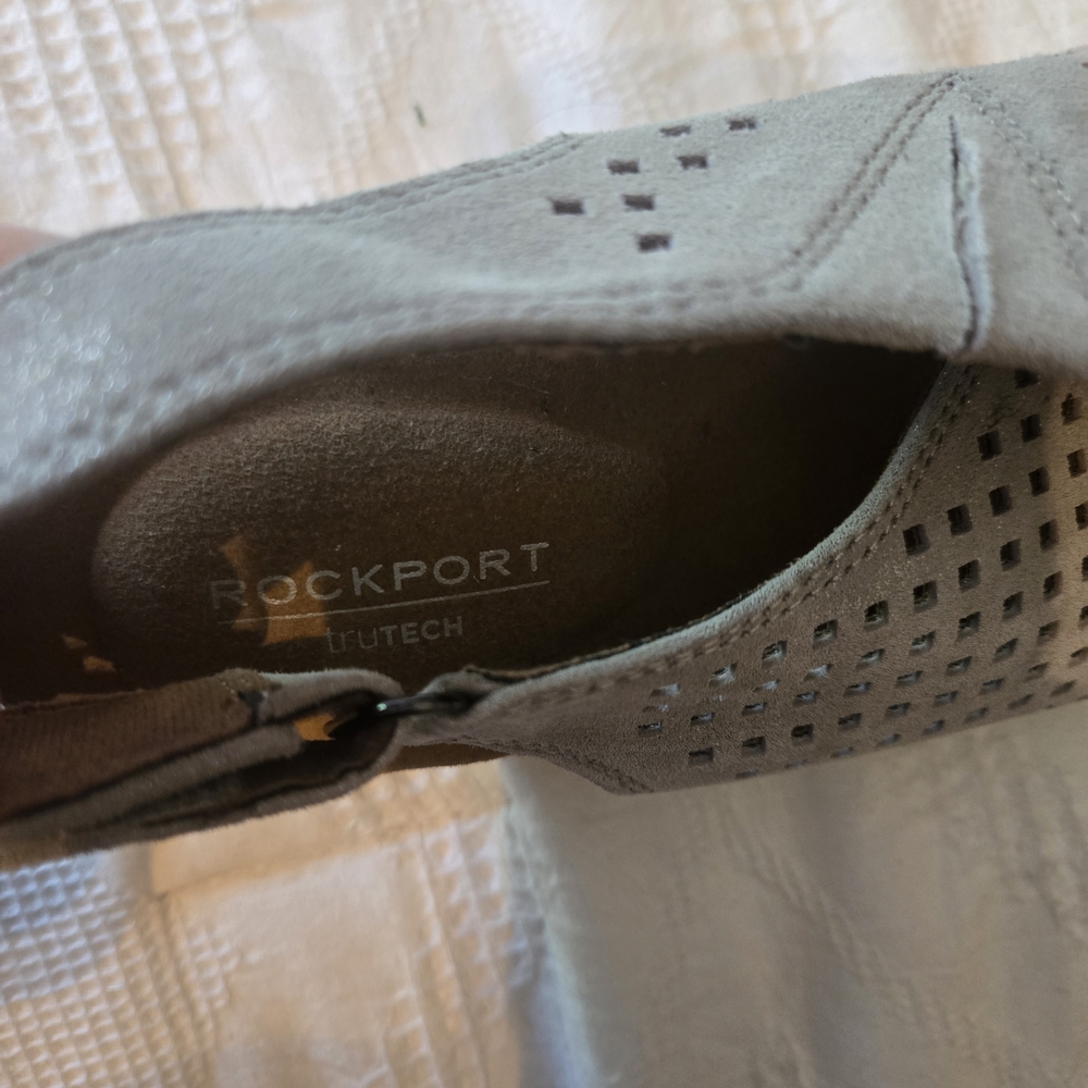 Rockport Silver Wedge Perforated Sandals - Picture 4 of 6